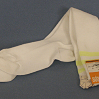 SLM 31773 - Knästrumpor från sybehörsaffären Leck´s Textil i Gnesta