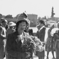 SLM P09-913 - Sjösättning i Göteborg 12 juli 1945 av A-B Disas M.S. ”Yvonne”