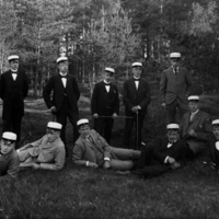 SLM P04-18 - Studenter vid Nyköpings Högre Allmänna Läroverk 1900