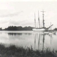 SLM RR309-98-1 - Hamnen i Nävekvarn