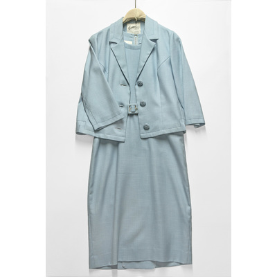 SLM 29914 1-4 - Tvådelad dräkt bestående av ärmlös klänning och jacka, 1950-tal