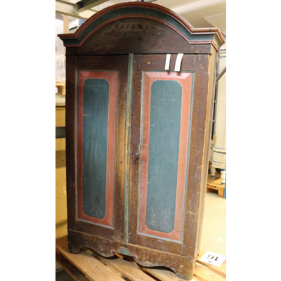 SLM 4738 - Skåp med två dörrar, daterad 1813, från Floda socken