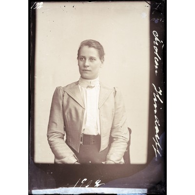 SLM X10-578 - Porträtt på fröken Hindorff