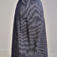 SLM 26874 - Blå- och vitrandig, rak kjol