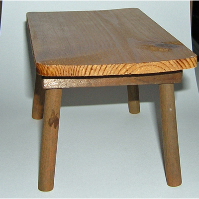 SLM 29233 1 - Dockskåpsbord av trä