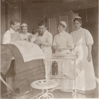 SLM P2020-0742 - Ingrepp på Nyköpings hospital, tidigt 1900-tal