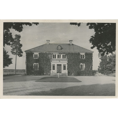 SLM M004762 - Häradsgården, Svartbol, tillhör Jönåkers Häradsallmänning och uppfördes 1929