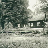 SLM R98-85-5 - Fyrö gård, Katrineholm, 1985