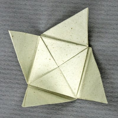 SLM 25020 6 - Liten vikt pappersdekoration i form av en fyrkant
