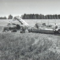 SLM POR52-2171-1 - Hölastare demonstreras i Björkvikstrakten, uppfinning från år 1952