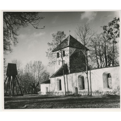 SLM M004839 - Björkviks gamla kyrka, foto 1957