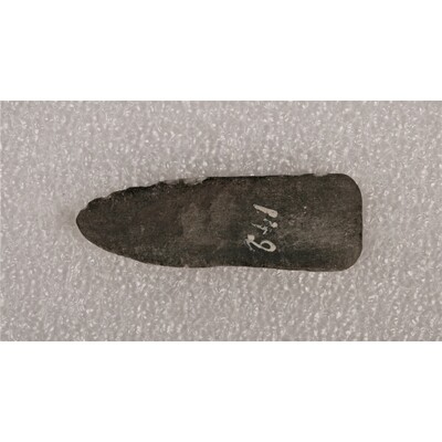 SLM 20142 - Slipsten, slipad med knivliknande utseende, troligen från Selaön