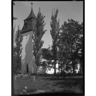 SLM X594-80 - Kyrkogård, Kjula kyrka.