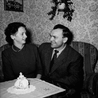 SLM P07-2148 - Eva och Wadek Sloma i Mariefred på 1950-talet