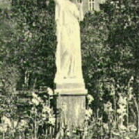 SLM M015647 - Flora, staty i trädgården
