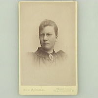 SLM M000040 - Konstnären Eva Bagge år 1892