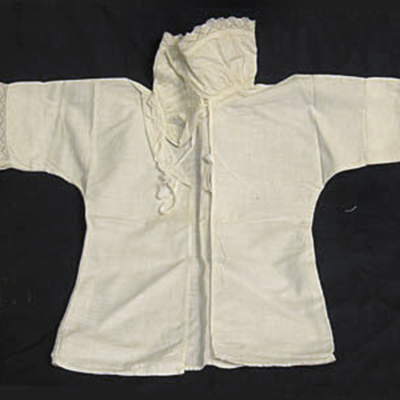 SLM 31805 - Babyskjorta av vit bomull