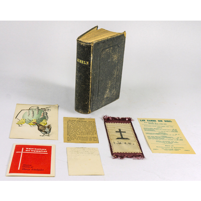 SLM 39388 1-7 - Bibel som har tillhört Jan-Carl Åkerhielm (1882-1911), Ökna i Floda socken