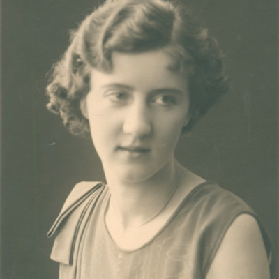 SLM P2015-657 - Karin Thilén (gift Wohlin) som ung kvinna på 1920-talet.