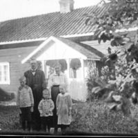 SLM X685-95 - Familjeporträtt, Eskilstuna, 1920-tal