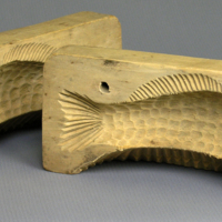 SLM 8883 - Träform avsedd att pressa smör, i form av en fisk, från Nyköping