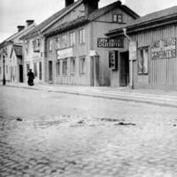 SLM A28-471 - Fruängsgatan vid Teaterparken i Nyköping före 1914