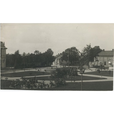 SLM P09-1457 - Teaterparken i Nyköping omkring 1900