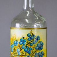 SLM 36585 - Flaska med handmålat motiv, för slånbärslikör