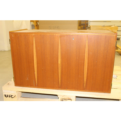 SLM 12305 - TV-apparat inbyggd i trä, två luckor, AGA