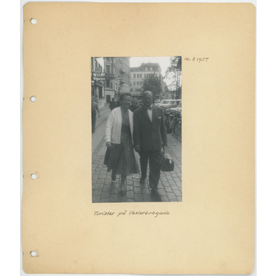 SLM 39568 - Fotoalbum: Eivor Gemzell på resor och under helgdagar, 1957/58