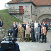 SLM D09-312 - Gruppfoto vid Nyköpingshus, från utrikesministermötet år 2001