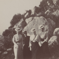 SLM P09-1059 - Kronprinsessan Victoria, Cecilia Falkenberg (senare af Klercker), Anacapri, Capri år 1903