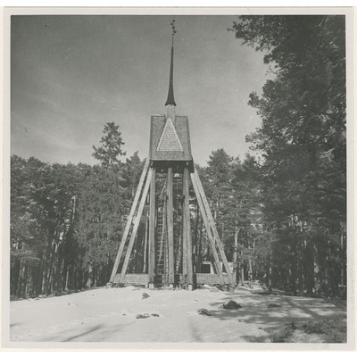 SLM M003851 - Barva kyrkas klockstapel år 1944