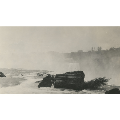 SLM P2022-1221 - Utsikt över Niagarafallen