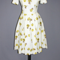 SLM 37205 1-2 - Suzanne Wohlins festklänning från 1958