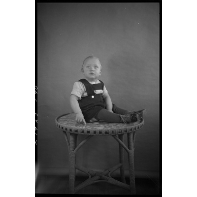 SLM X1925-90 - Barnporträtt