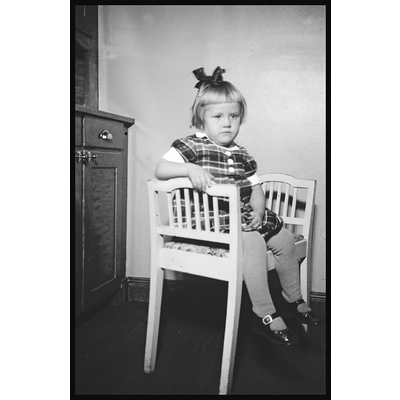 SLM X1851-90 - Barnporträtt