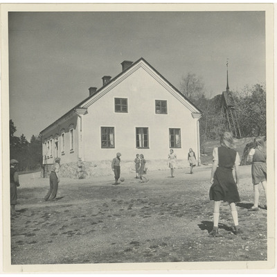 SLM A4-90 - Kyrkskolan i Barva år 1949