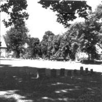 SLM R135-83-9 - Kyrkogården vid Runtuna kyrka, 1983