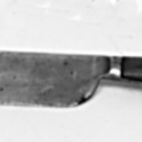 SLM 2227 - Kniv med benskaft