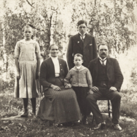 SLM P09-415 - Familjen Andersson på Nynäs på 1930-talet