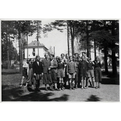 SLM P2020-0719 - Elever vid Solbacka Läroverks elevhem Klostret, 1940-tal