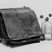 SLM 170 - Ränsel, jaktväska med fack för flaskor och vapentillbehör