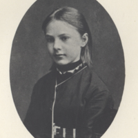 SLM P11-3494 - Porträttbild av Hanna Palme f. von Born som ung flicka