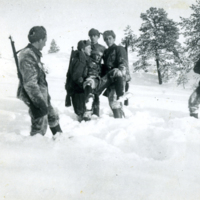 SLM P09-1111 - Svenska soldater vid Hangöfronten i Finska fortsättningskriget