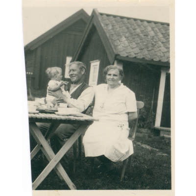 SLM P2019-0063 - Axel och Vendela Persson ca 1938