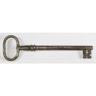 SLM 51227 - Nyckel av järn från arresten vid Strängnäs gamla tingshus, troligen 1700-tal
