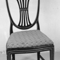 SLM 8961 - Gustaviansk stol, sekundärt målad i svart och guld