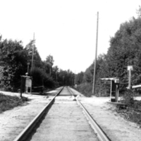 SLM P09-1551 - Järnvägsövergång med bommar