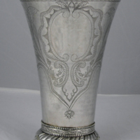 SLM 8498 - Graverad silverbägare tillverkad 1812